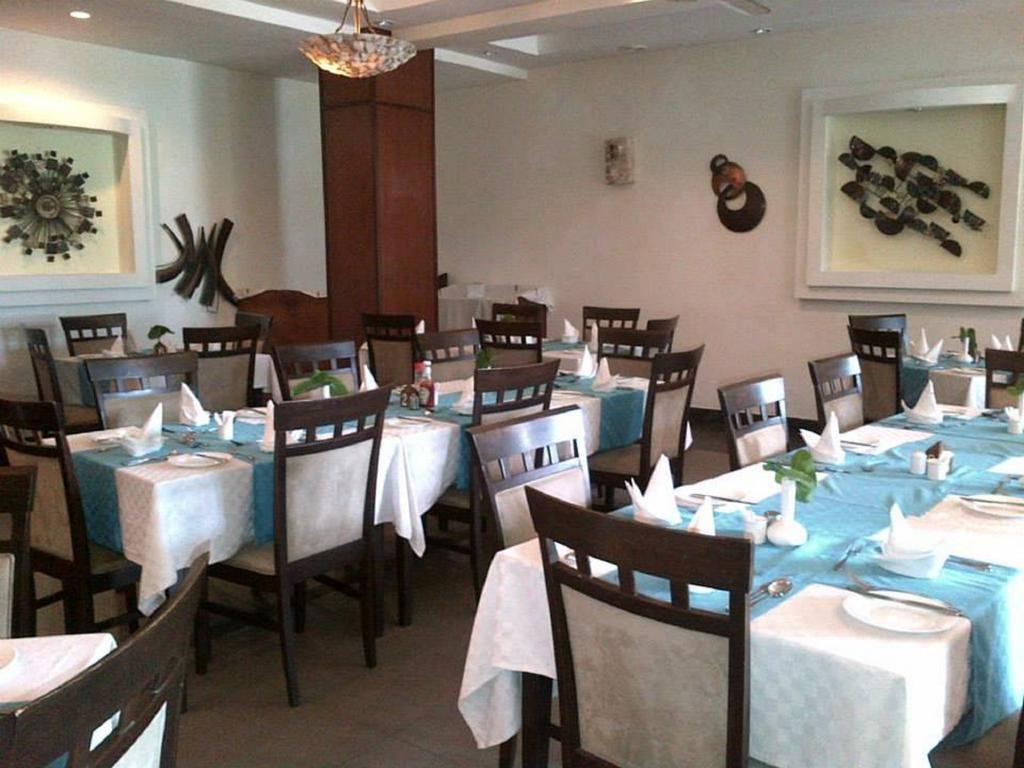 Sunrise Apartment Resort & Spa Момбаса Екстериор снимка